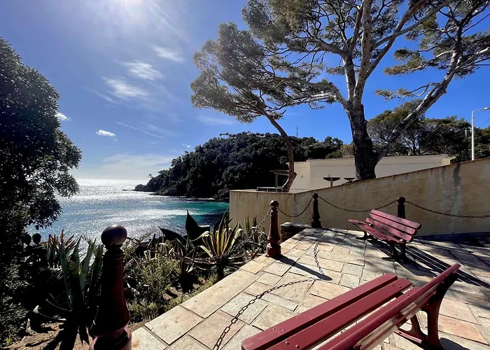 Ca170-038 4 Couchages Sur * Cavalaire-sur-Mer